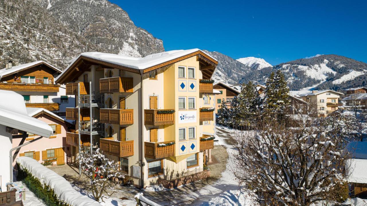 Hotel Genzianella Ziano di Fiemme Buitenkant foto