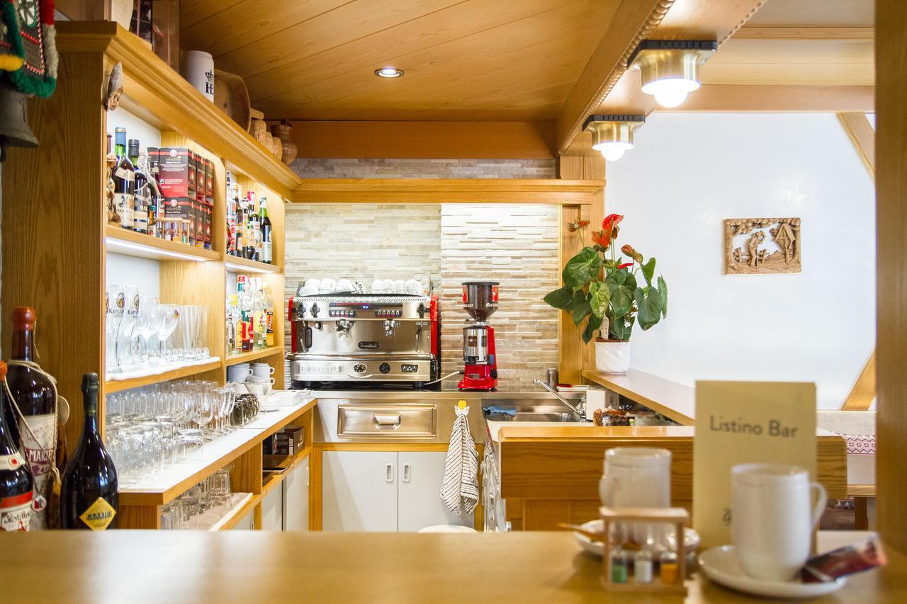 Hotel Genzianella Ziano di Fiemme Buitenkant foto